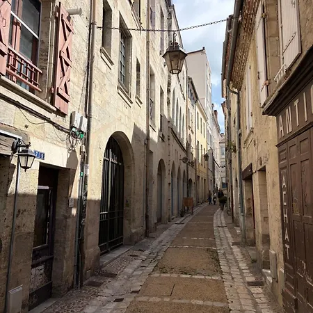 Grand Dans Le Centre Historique